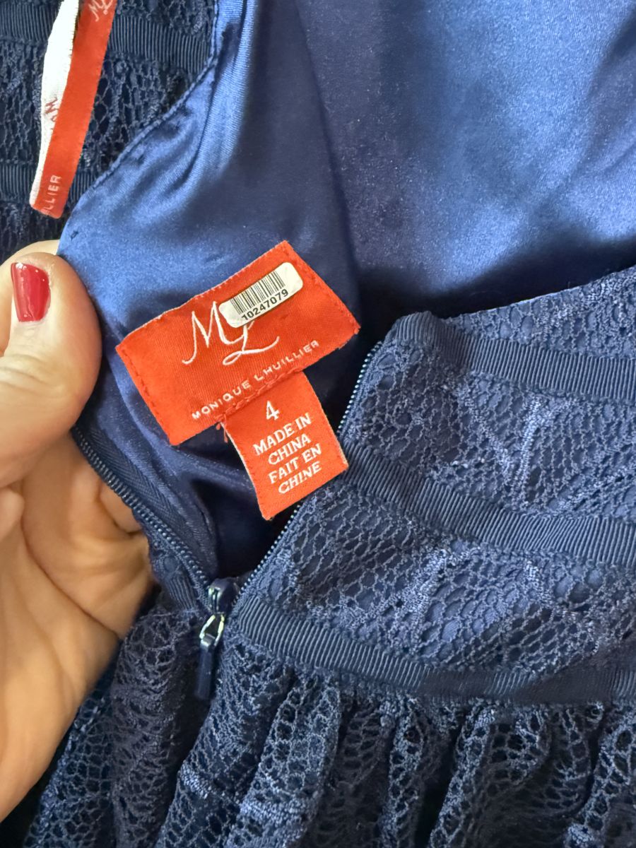 ML Monique Lhuillier Navy Lace Midi Dress