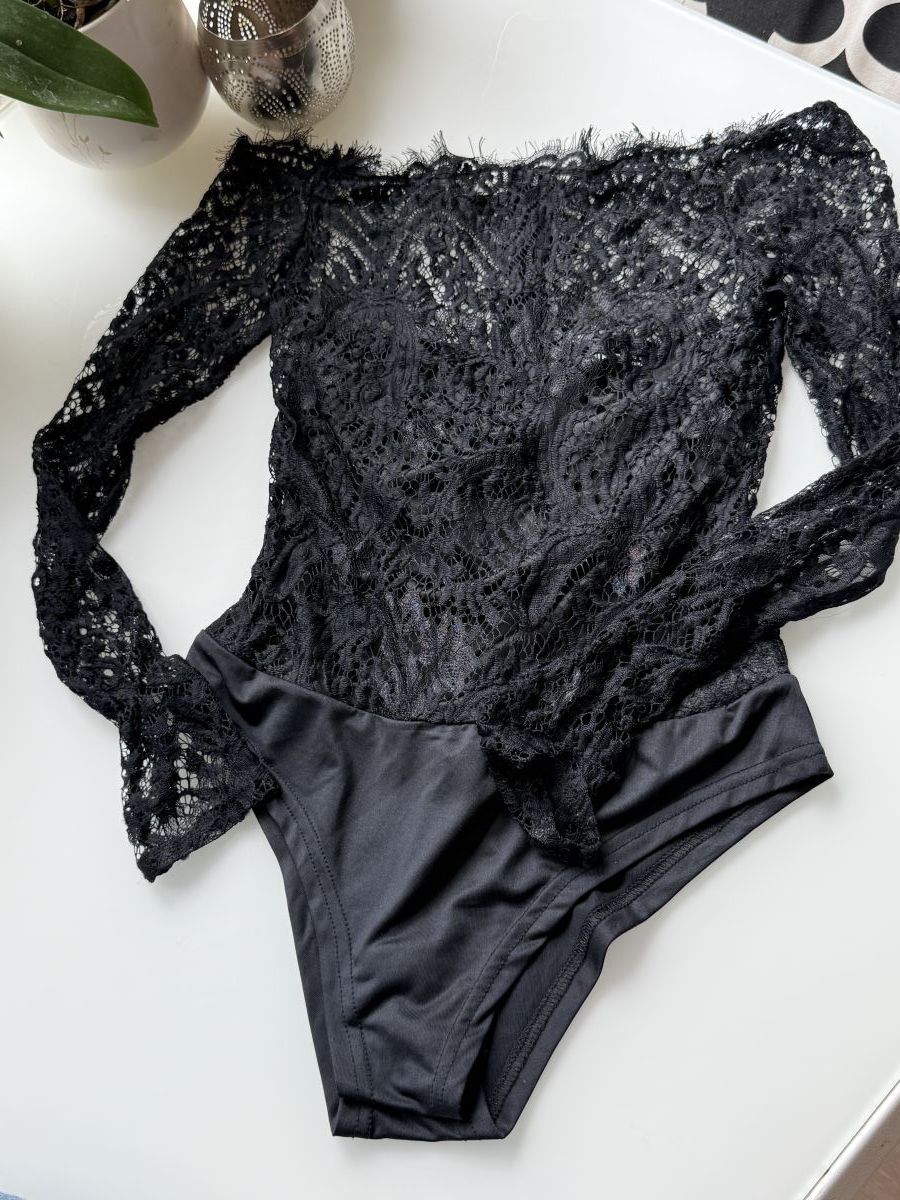 Black Lace Bodysuit & Bebe Rose Mesh Skirt Set