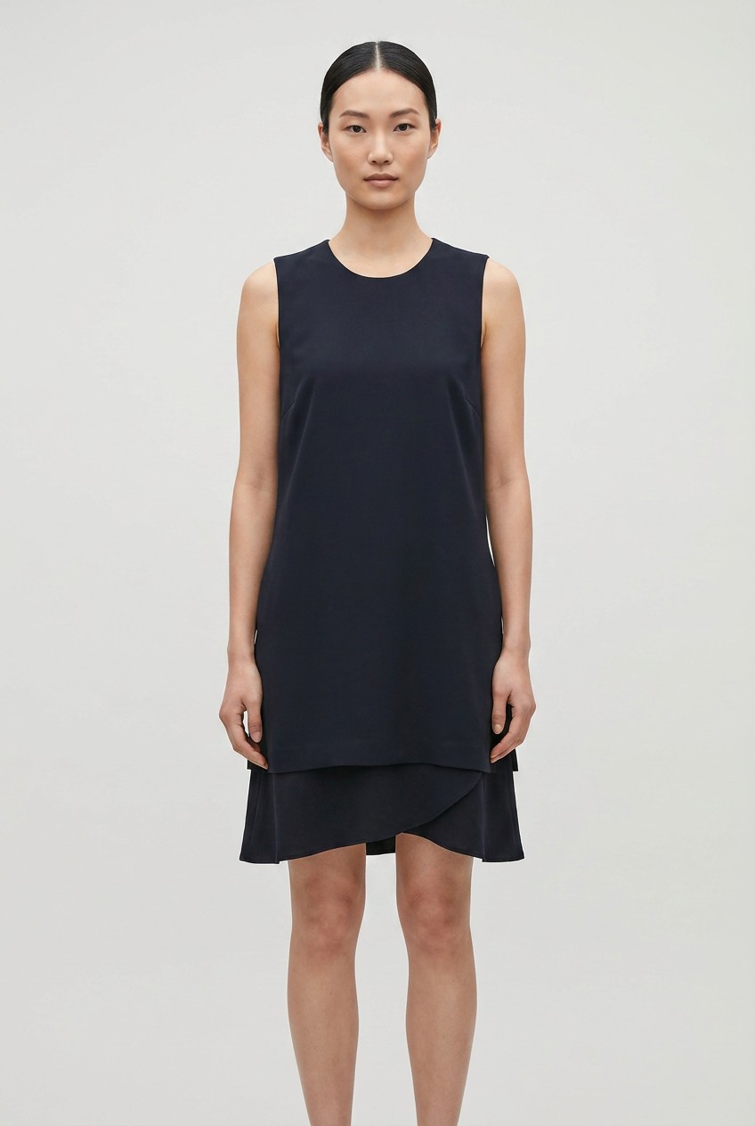 Sleeveless Black Dress